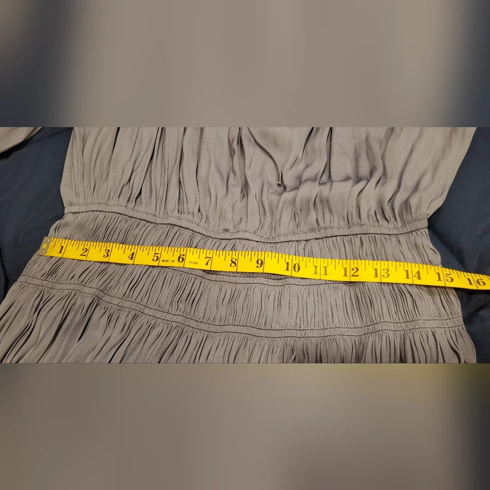 Current Air  Elegant Gray Pleated Dress Size M. - Picture 10 of 12